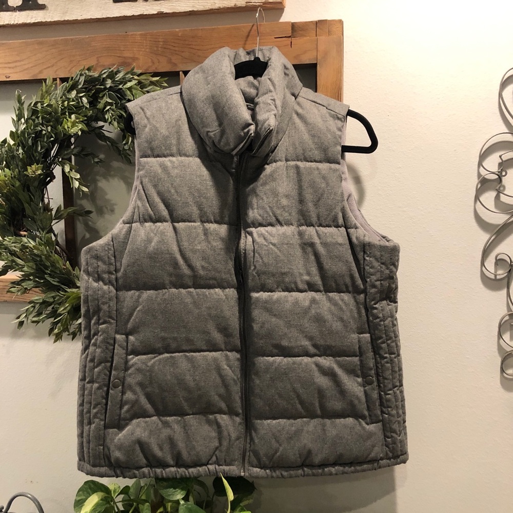 Old Navy Puffer Vest for Women